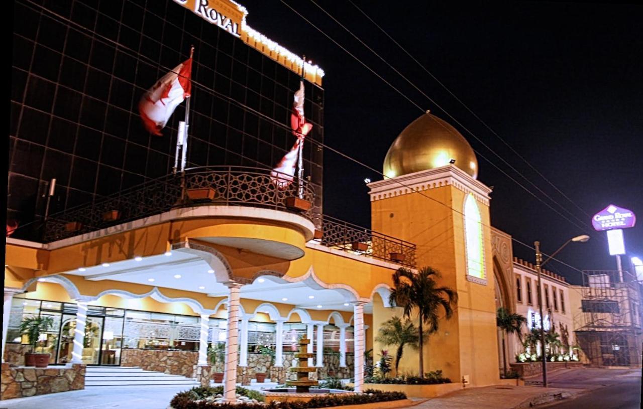 Grand Royal Tampico Hotel Exterior photo