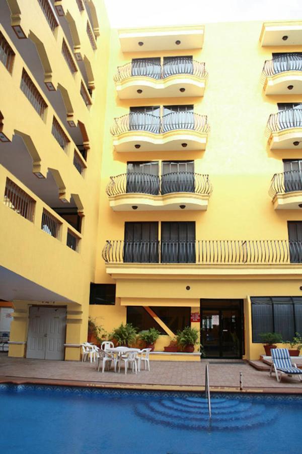 Grand Royal Tampico Hotel Exterior photo