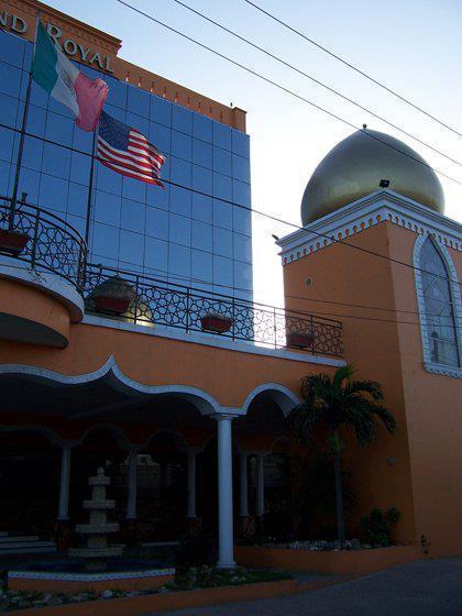 Grand Royal Tampico Hotel Exterior photo